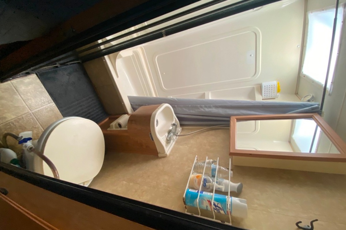 2007 Coachman Freedom Express, 10