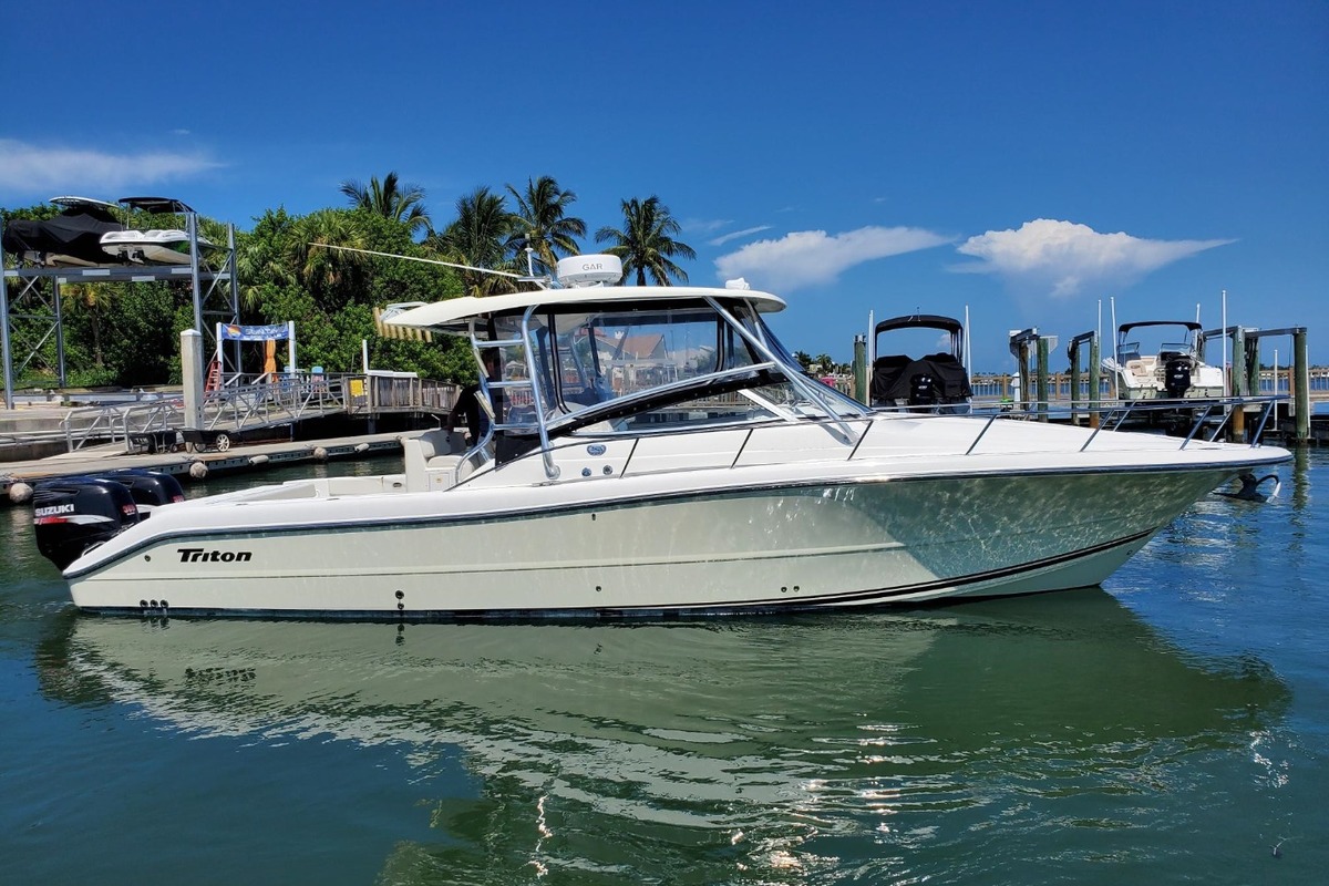2007 Triton Boats 351 Express, 1