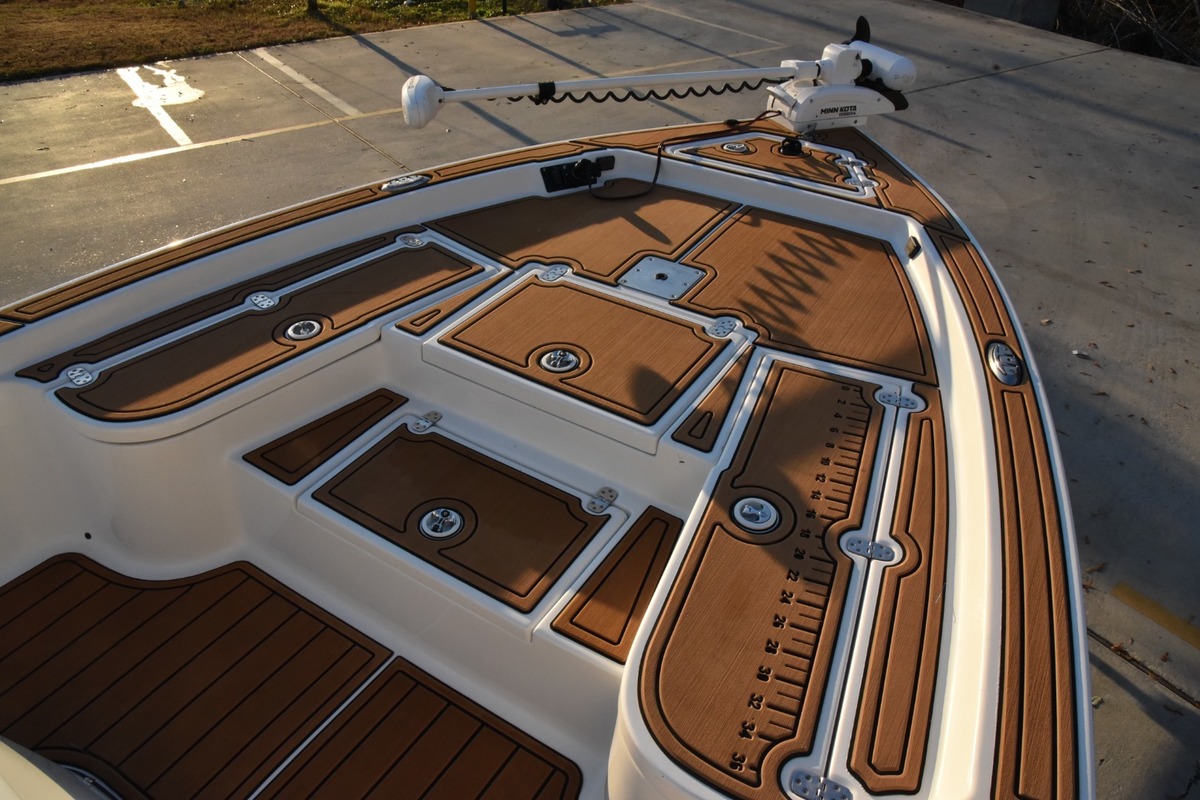 2013 Blazer Bay 2220 Fisherman, 25