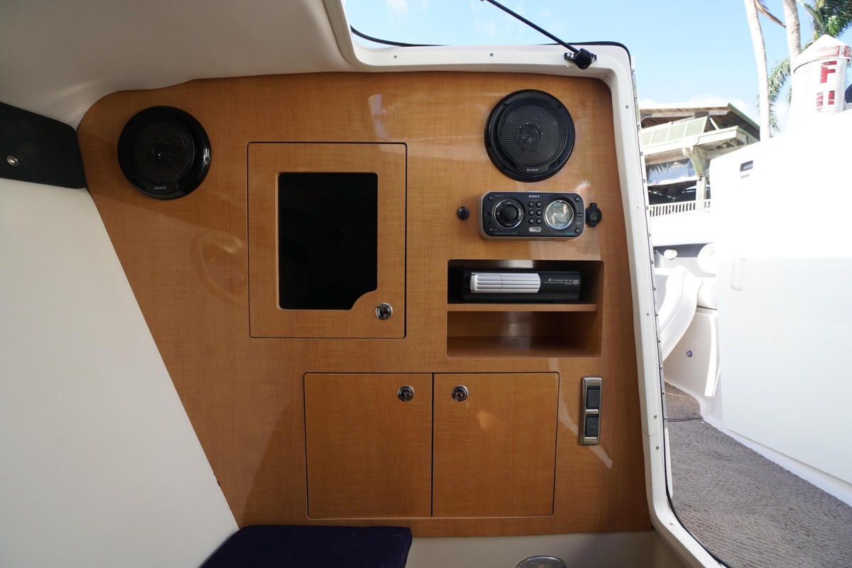 2011 Four Winns H Series H310, 18