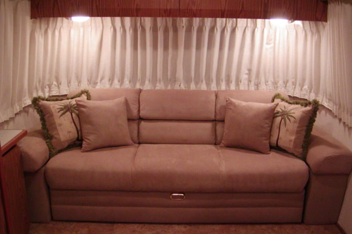 2001 Airstream Safari S-27B WB, 11