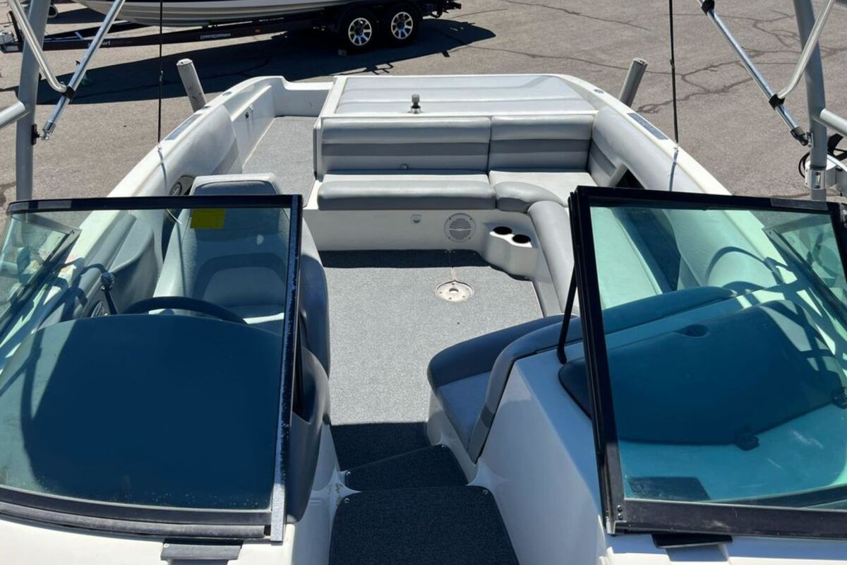 2002 Centurion Typhoon, 3