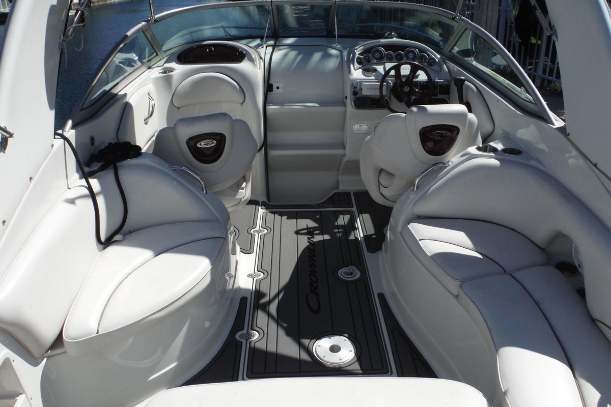 2006 Crownline 275 CCR, 11