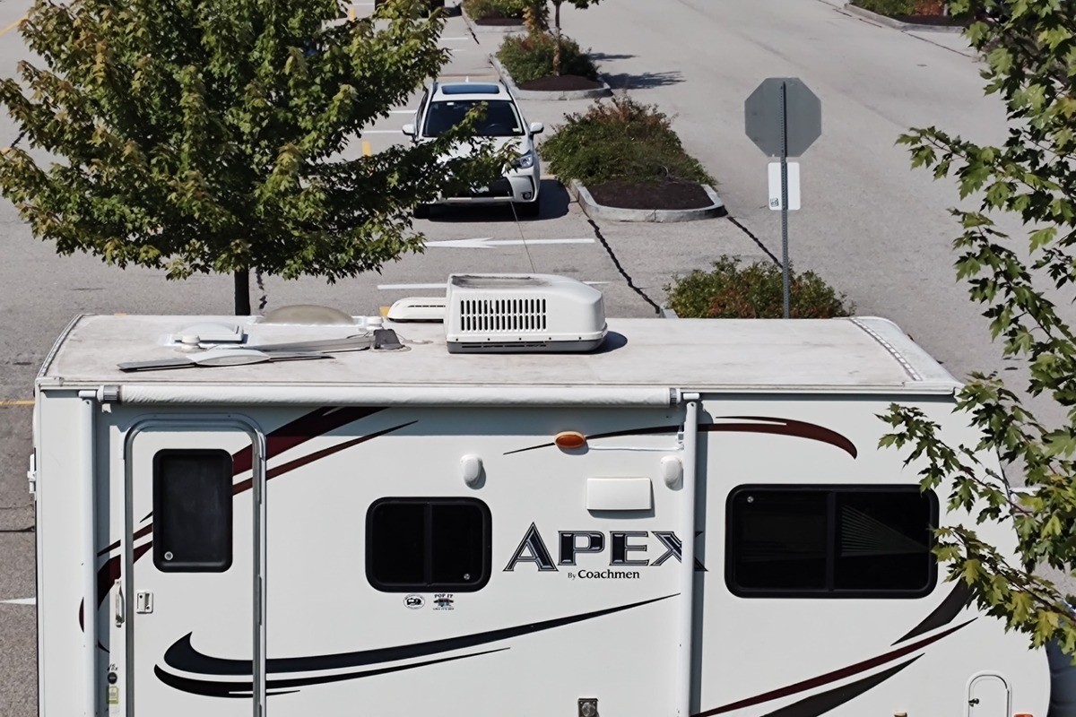 2012 Coachman Apex 16RBX, 4