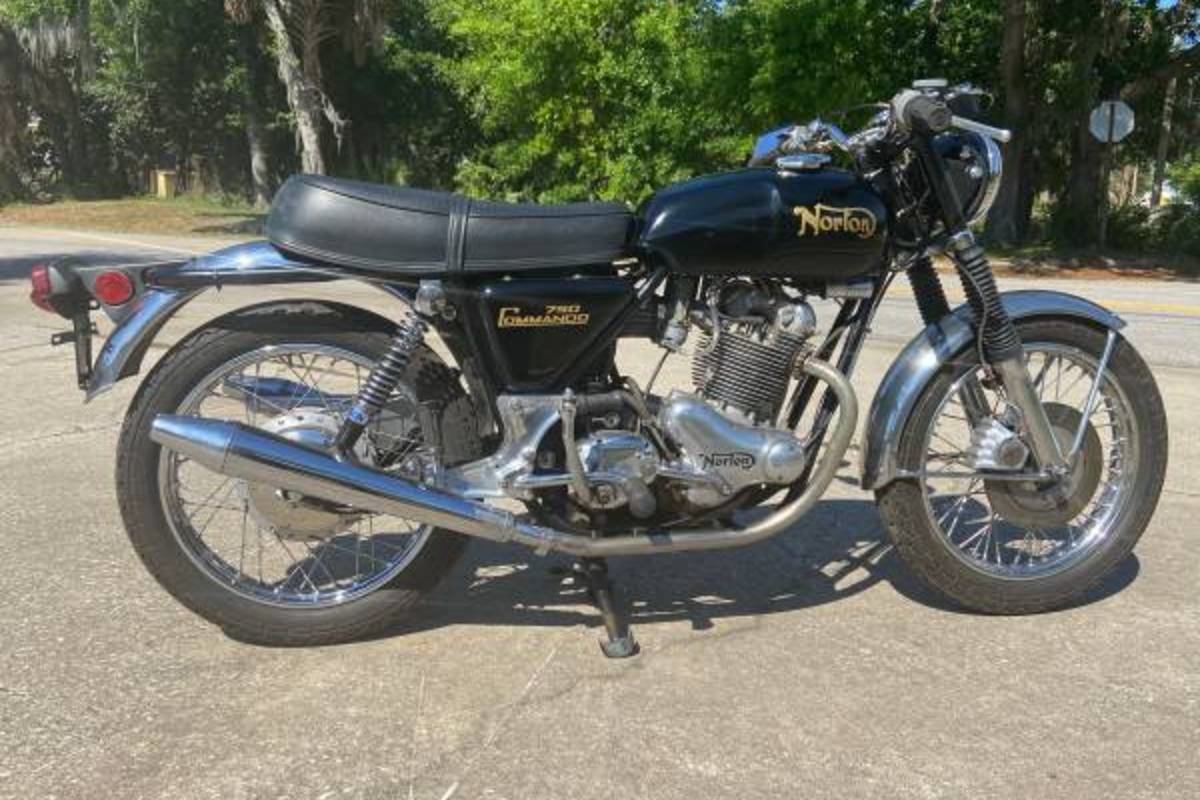 1973 Norton Motorcycles Commando, 0