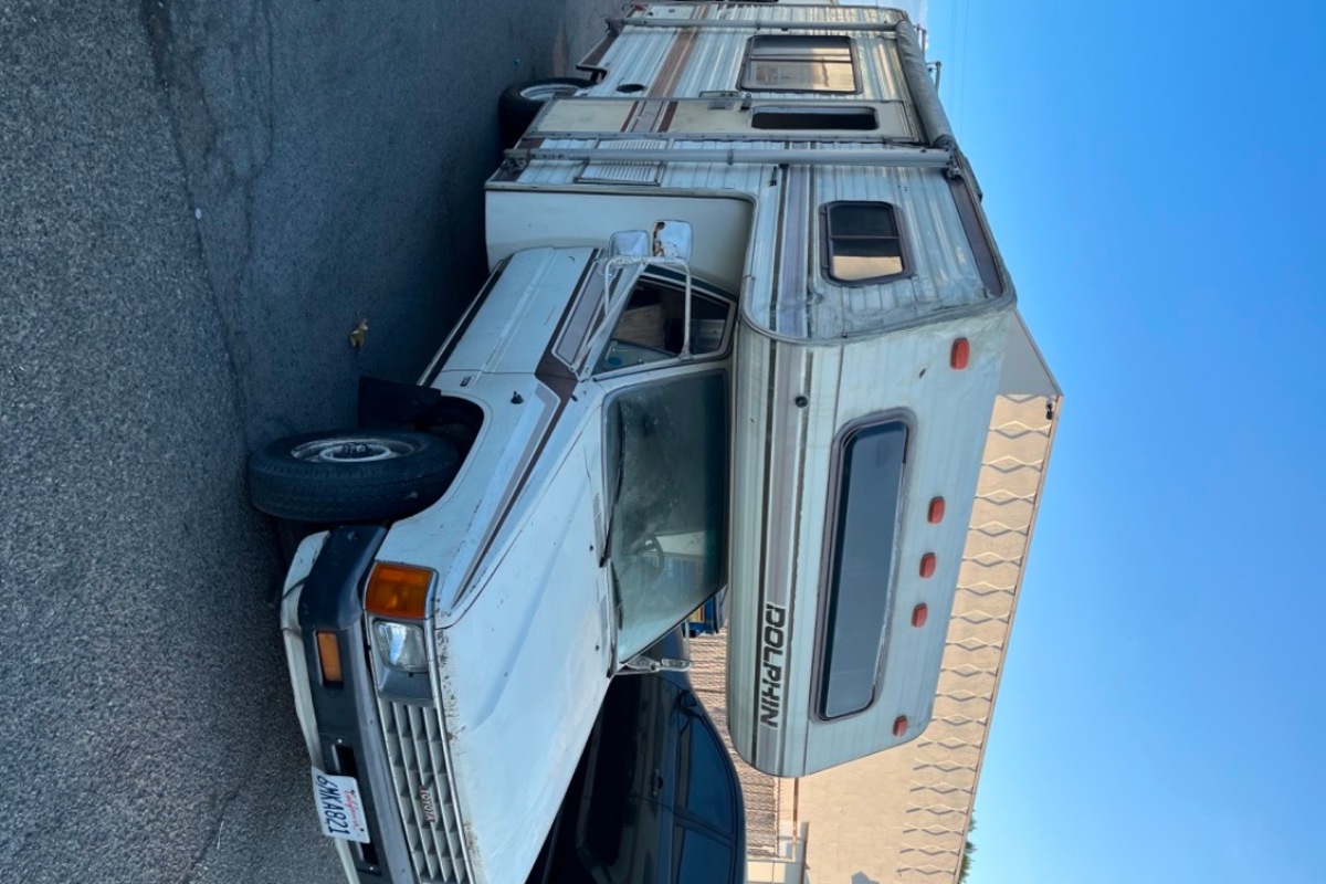 1986 Toyota Dolphin 22re, 0