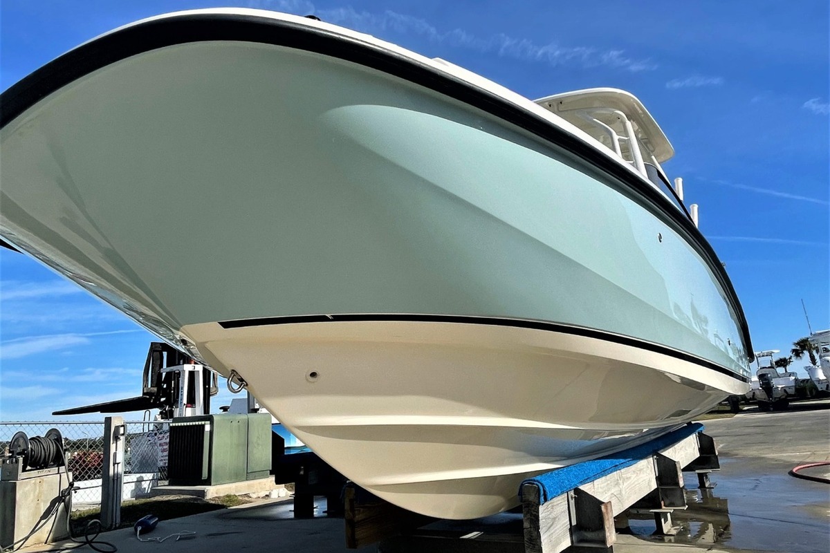 2016 Boston Whaler 230 Vantage, 7