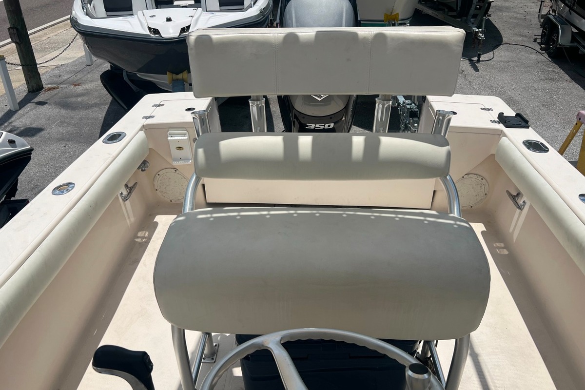 2000 seacraft 23 cc, 10