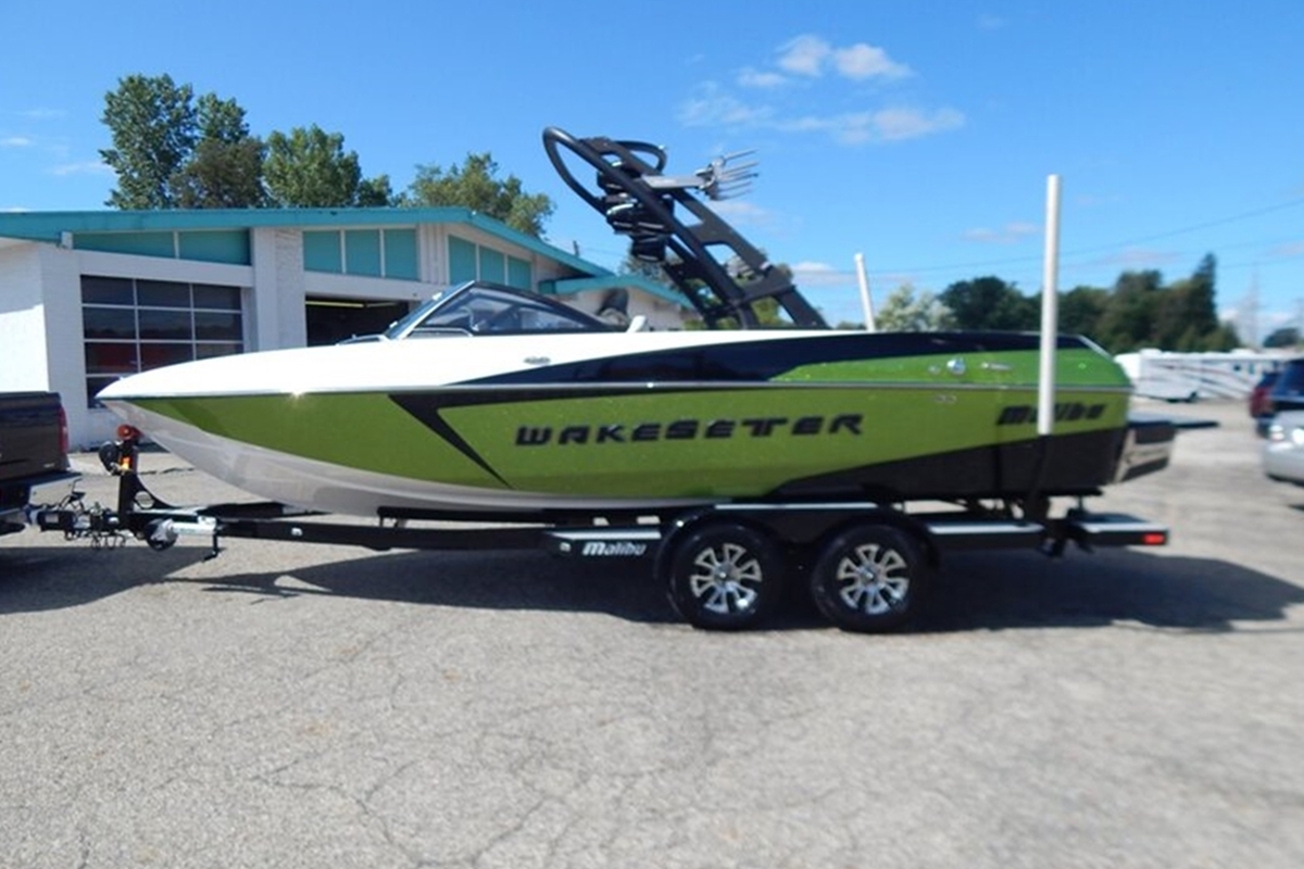 2016 Malibu Wakesetter 22 VLX, 2