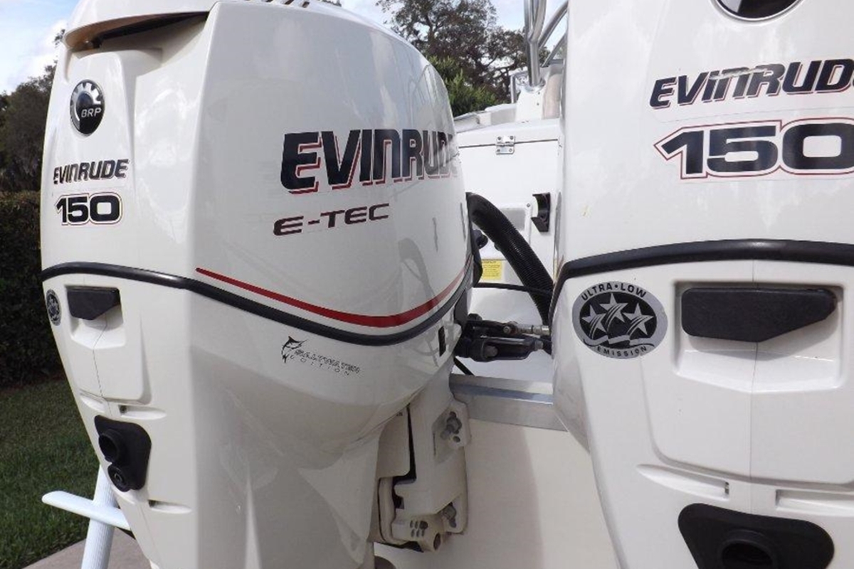 2007 Hydra-Sports Custom 2500 VX Vector Express, 18