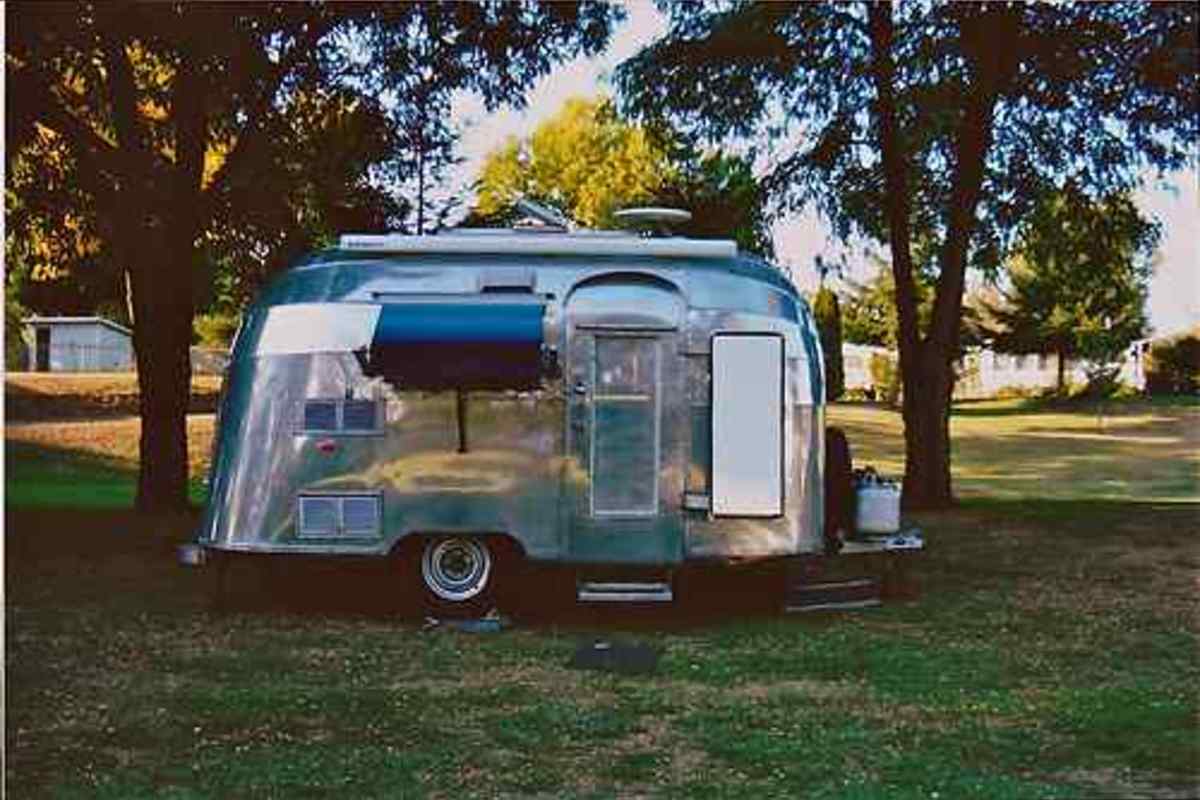 1955 AIRSTREAM BUBBLE, 2