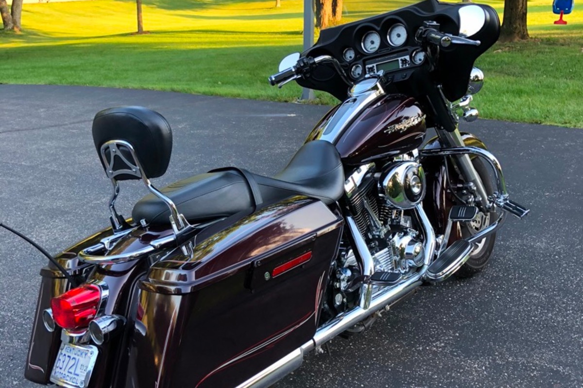 2006 Harley-Davidson Street Glide FLHXl in Union, KY