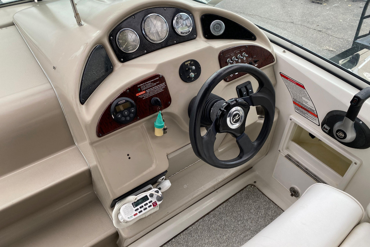2008 Sea Ray 260 Sundancer, 8