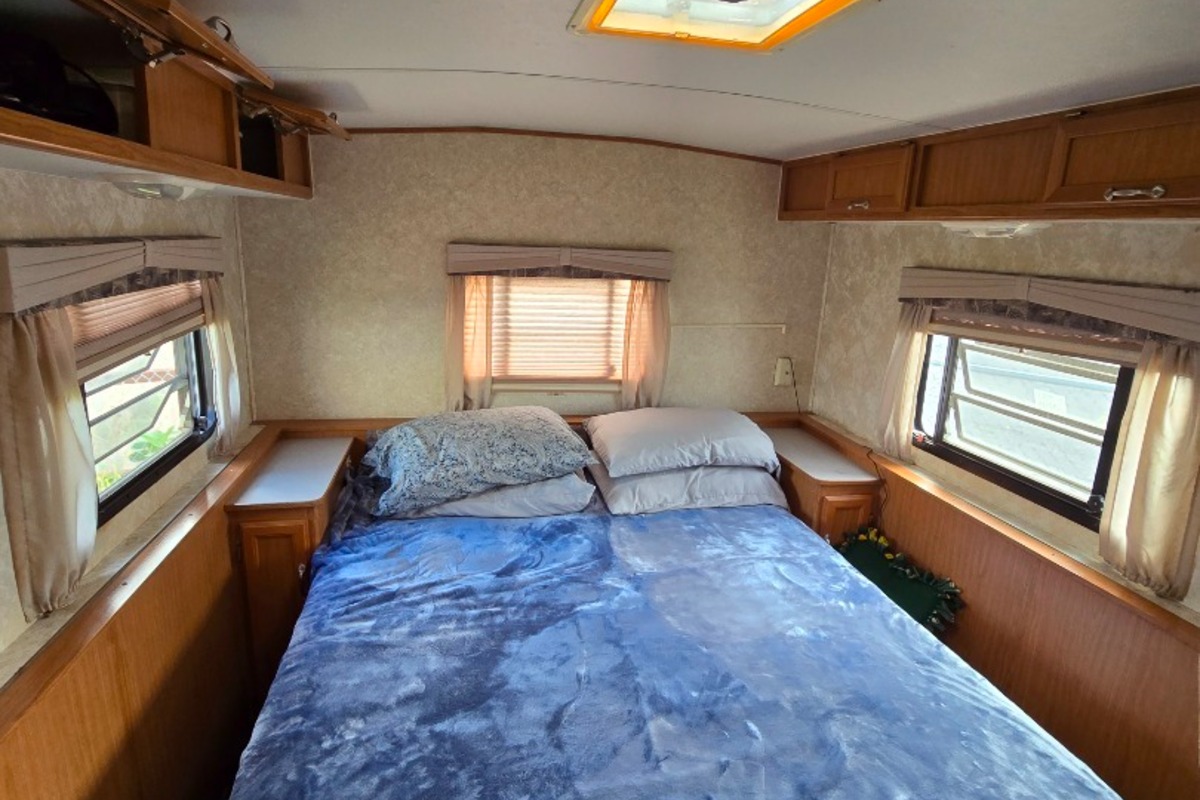 2009 Hi-Lo Towlite 27T, 0