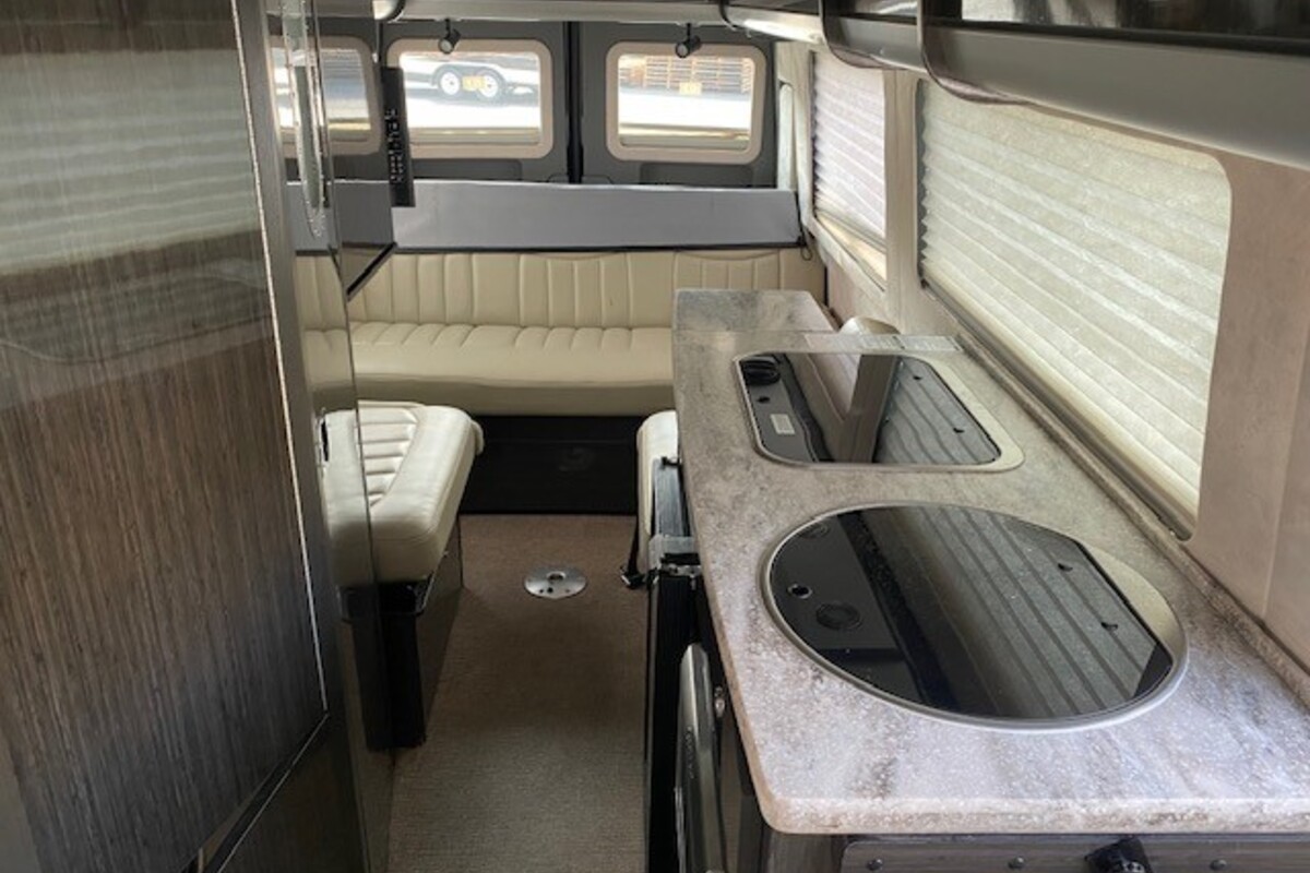 2013 Airstream Interstate 24 Lounge EXT, 9