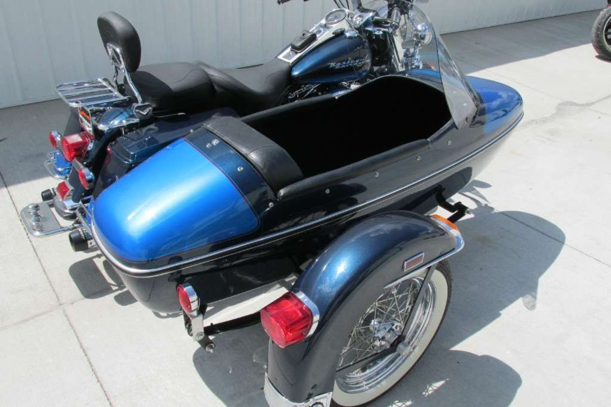 2004 Harley-Davidson Roadking Classic, 5