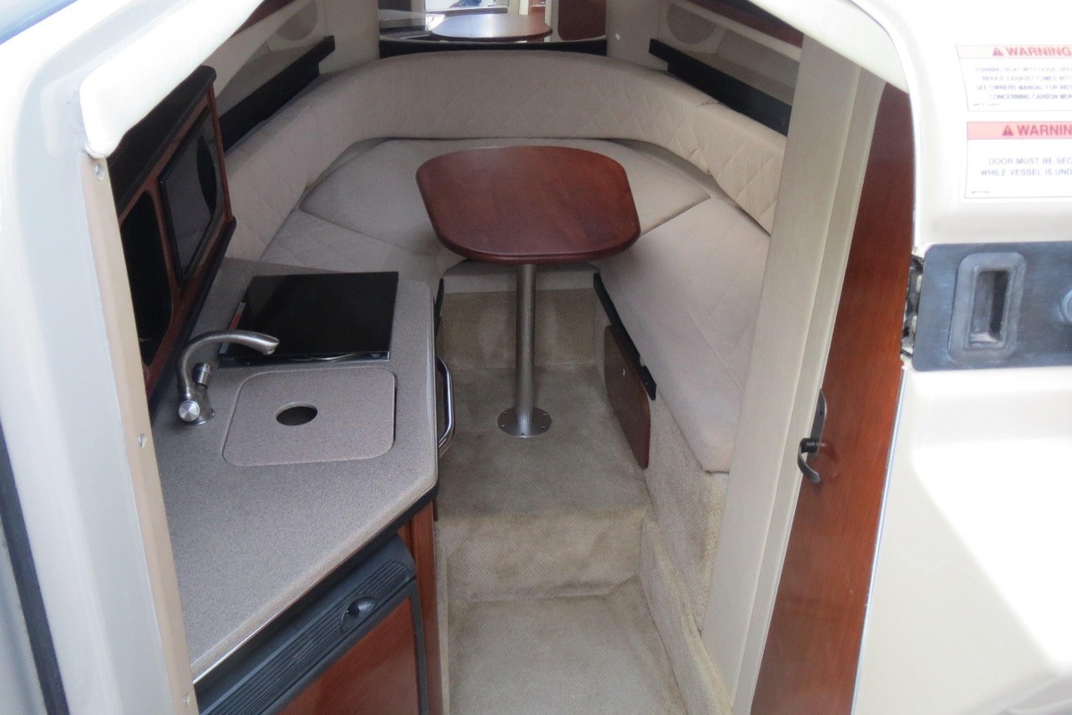 2007 Sea Ray 270 Amberjack, 16
