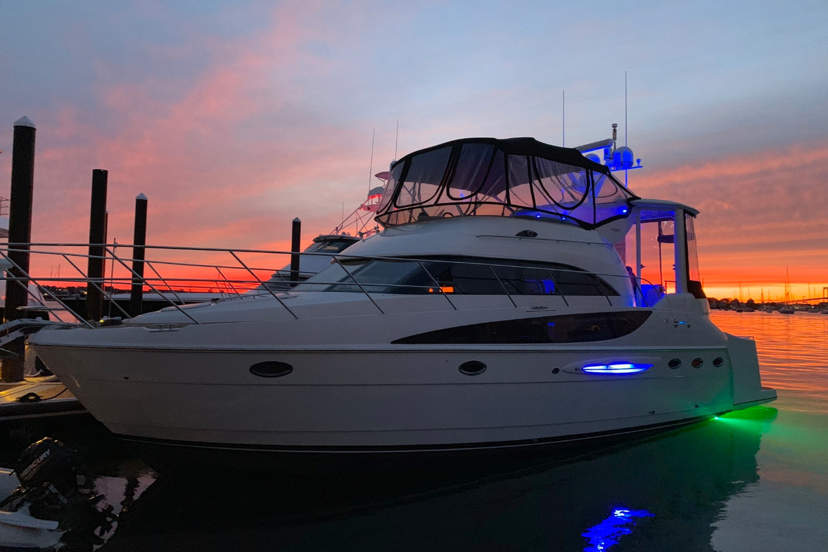 2004 Meridian Yachts 459, 33