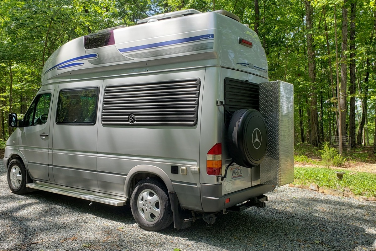 JLP Winnebago Safari Crossroads Caravan Westfalia Airstream Can Am