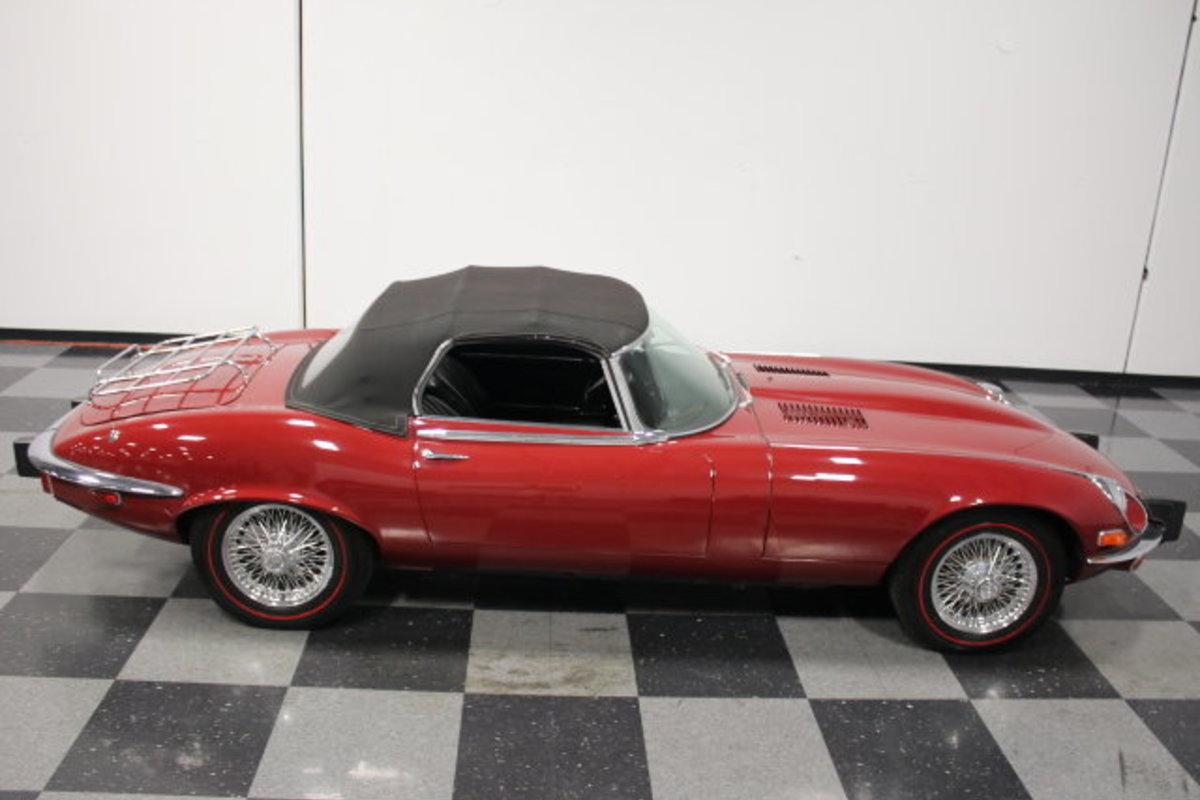 1974 Jaguar XKE, 21