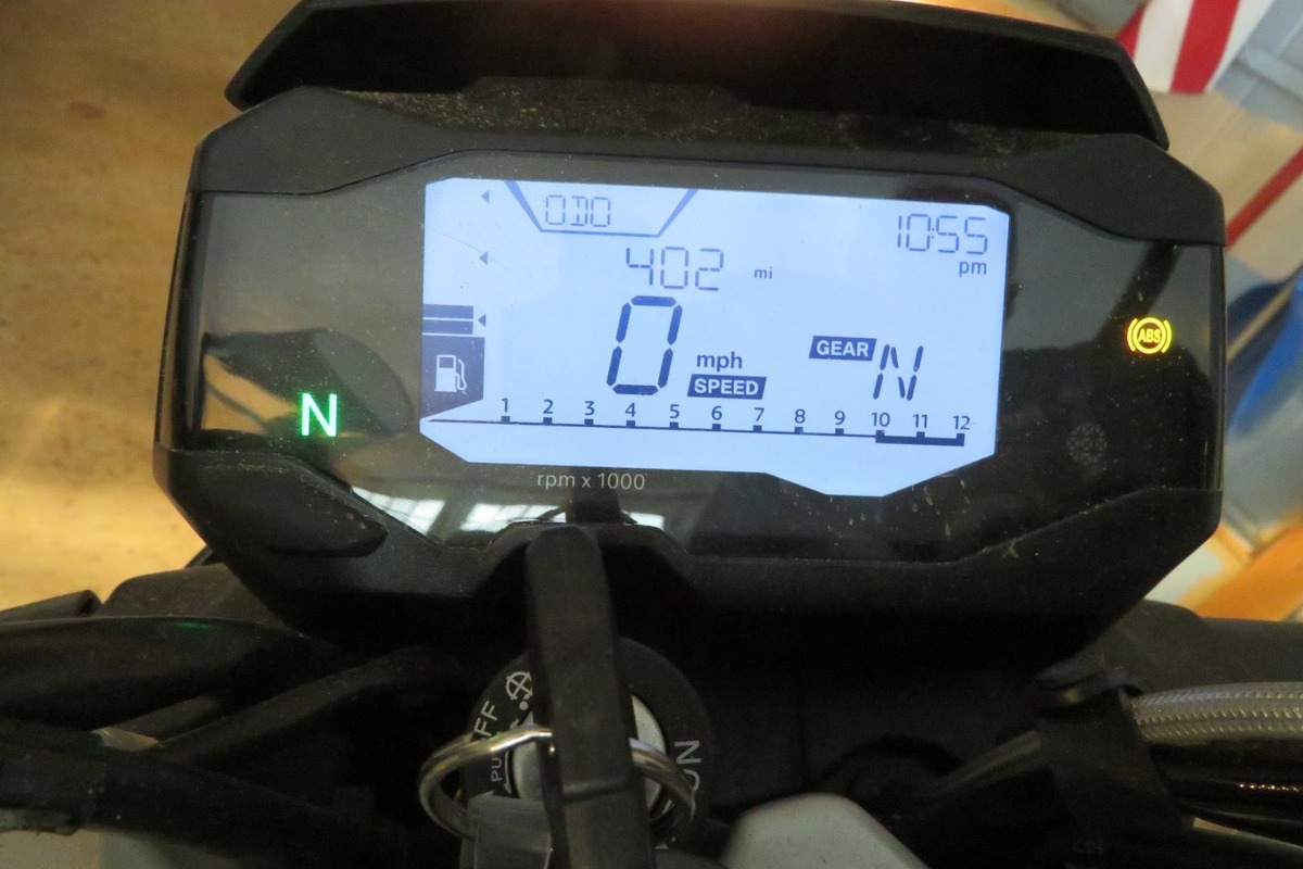 2018 BMW G310R, 3