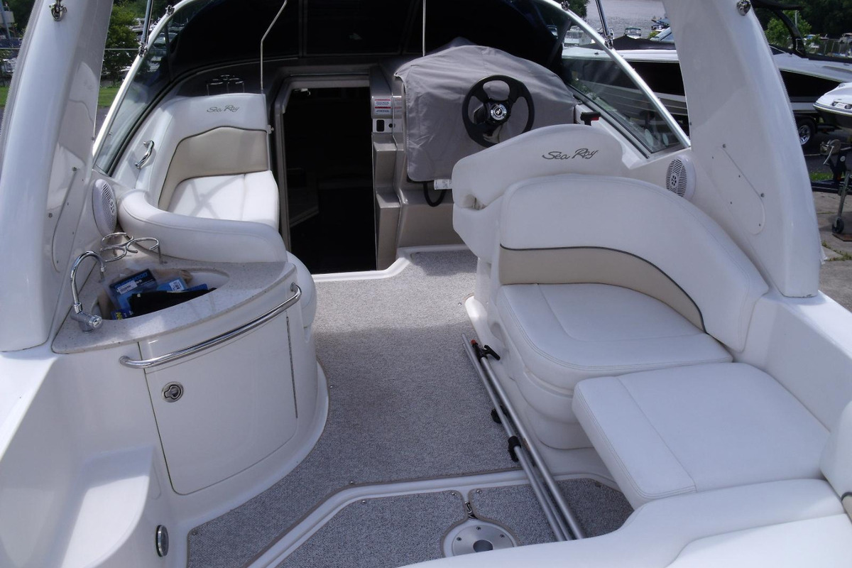 2008 Sea Ray 260 Sundancer, 3