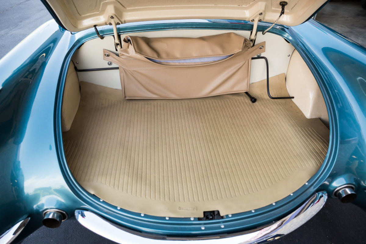 1954 Chevrolet Corvette, 34