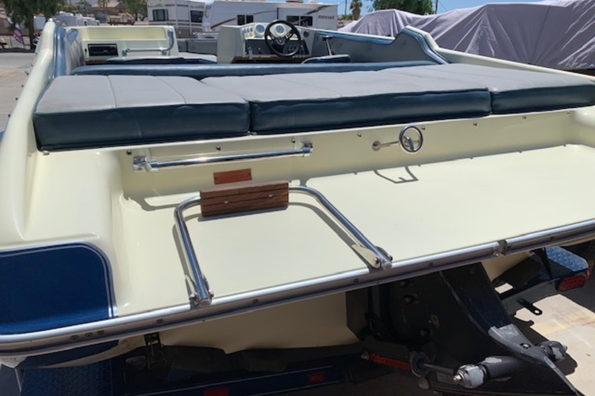 1988 Seaswirl Spyder 202, 17