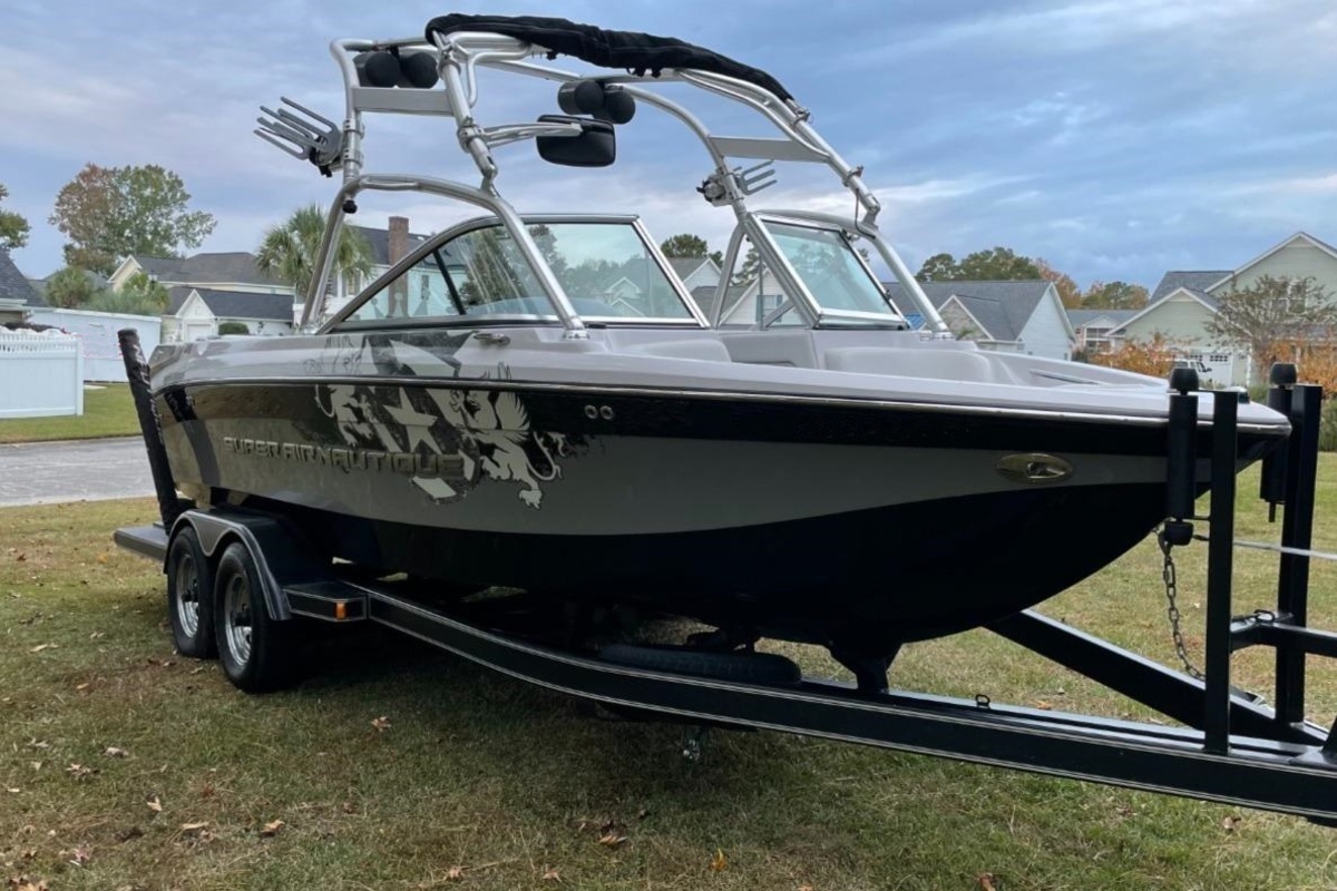 2008 Correct Craft Super Air Nautique 220, 29