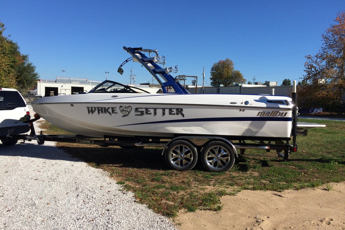 2012 Malibu Wakesetter 247 LSV, 2