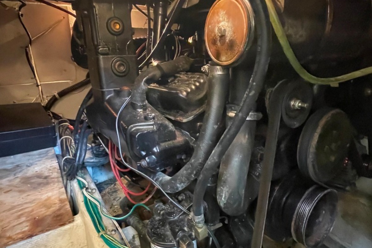 2002 Bayliner 3488 Command Bridge, 8