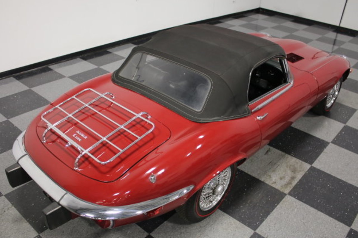 1974 Jaguar XKE, 13