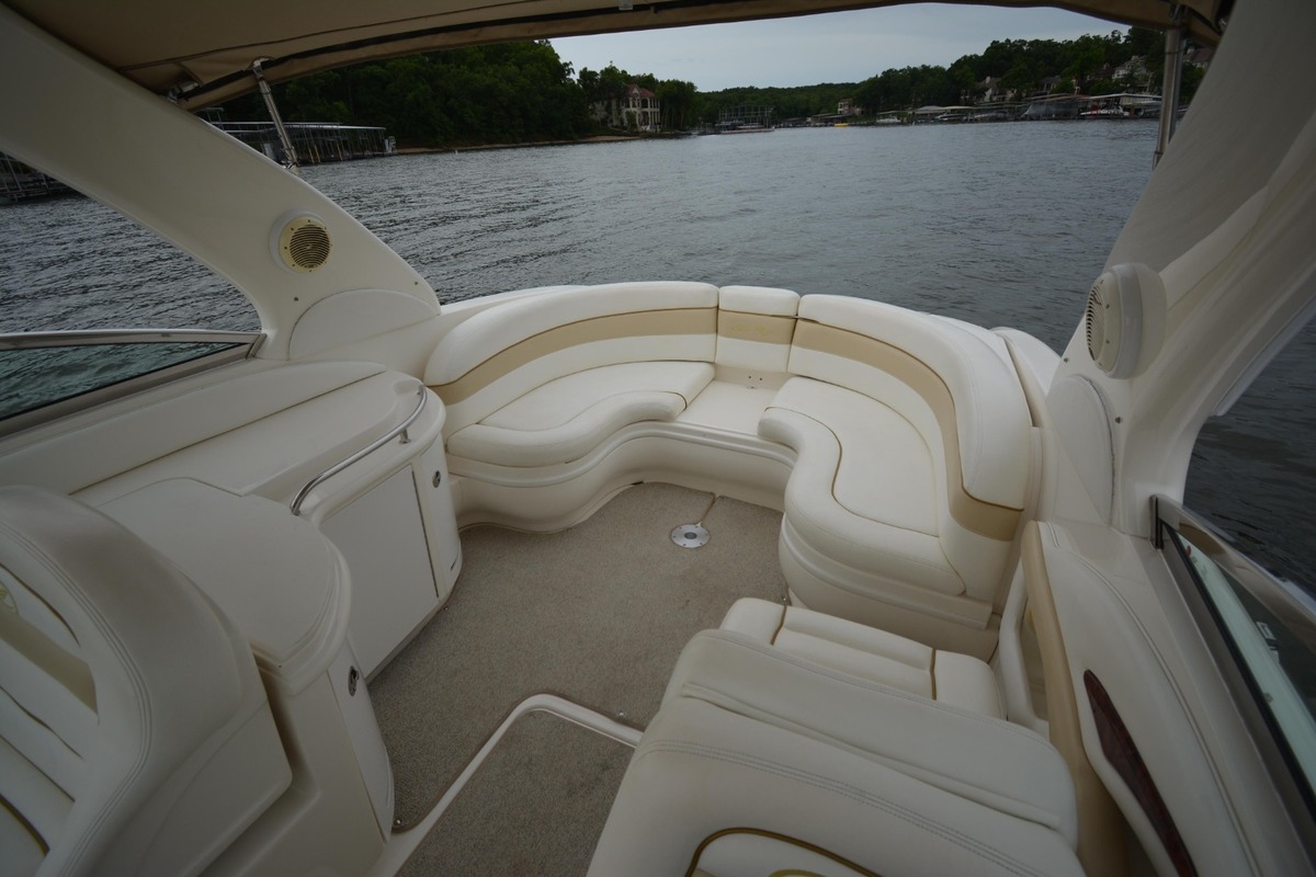 2001 Sea Ray 290 Select, 10