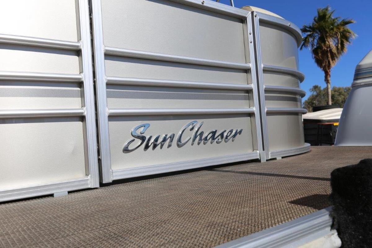 2016 Smoker Craft Sunchaser Eclipse 25, 12