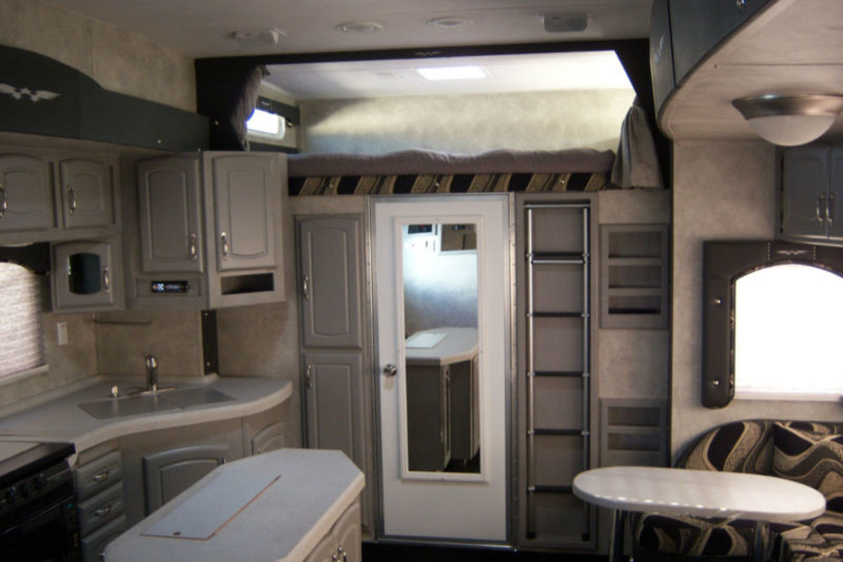 2008 WEEKEND WARRIOR, 2