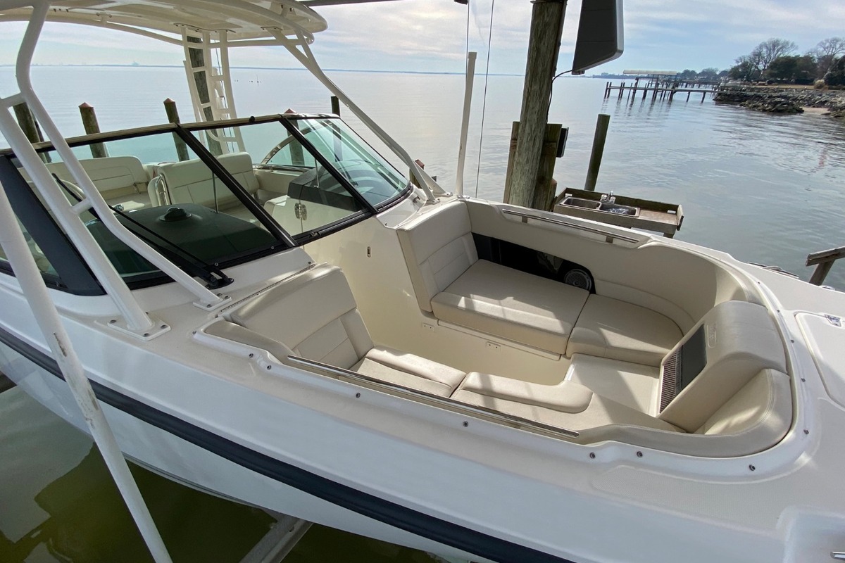 2016 Boston Whaler 230 Vantage, 4