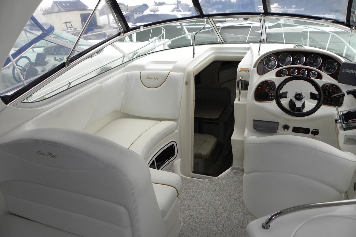 2002 Sea Ray 280 Sundancer, 2