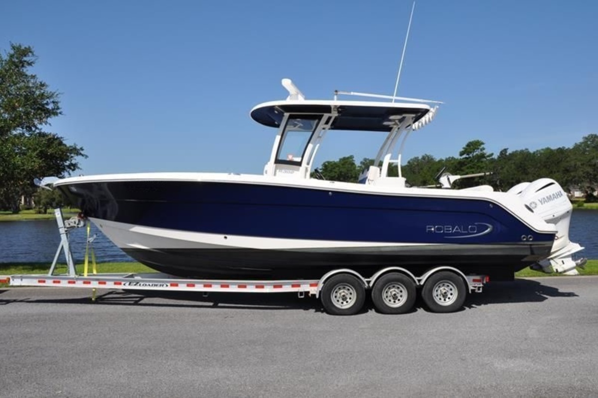 2017 Robalo R302, 0