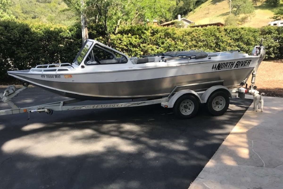 2005 North River Trapper, 0