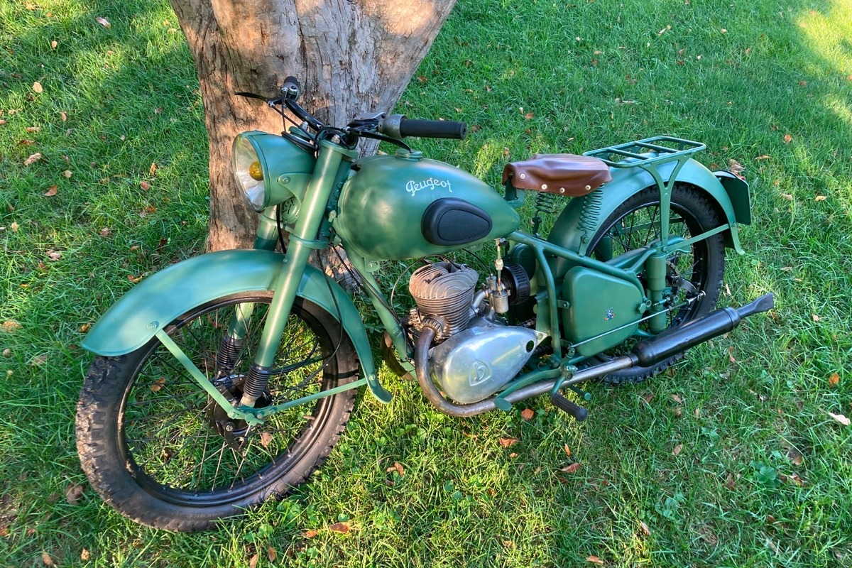 1955 Peugeot 57TC 125CC, 0