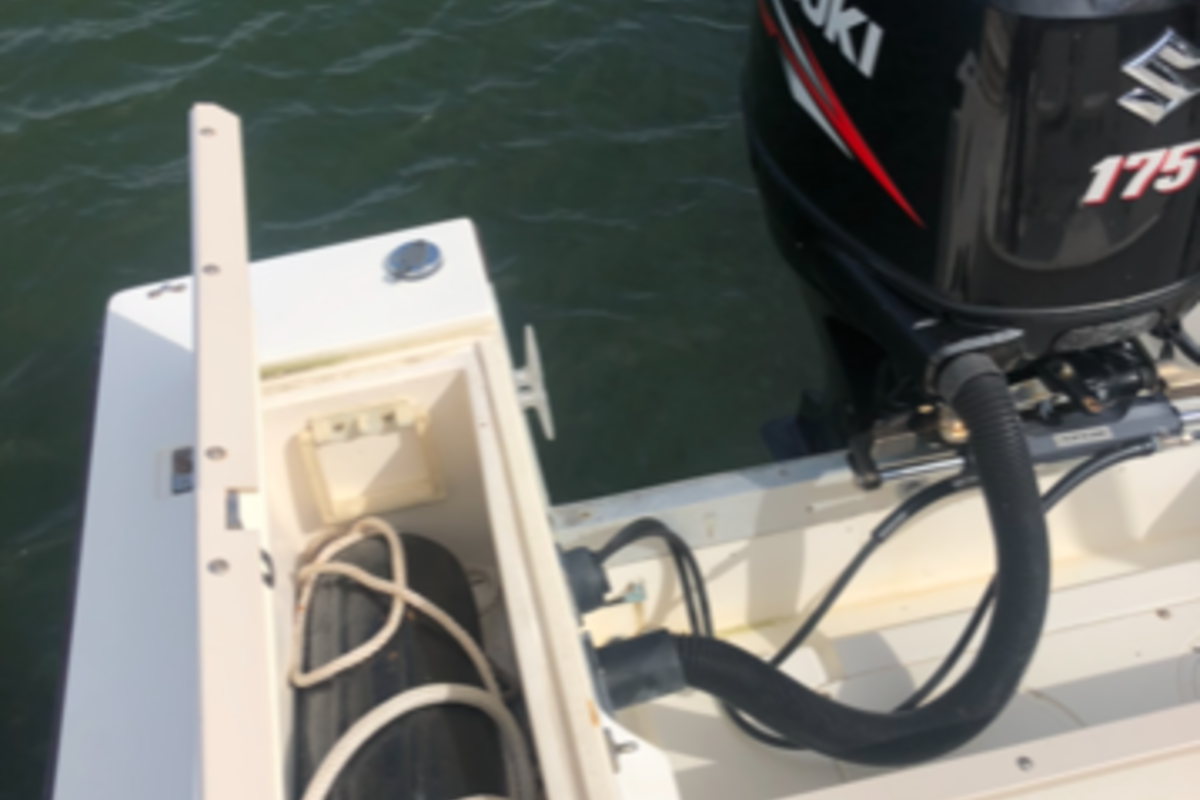 1991 Mako 221, 6