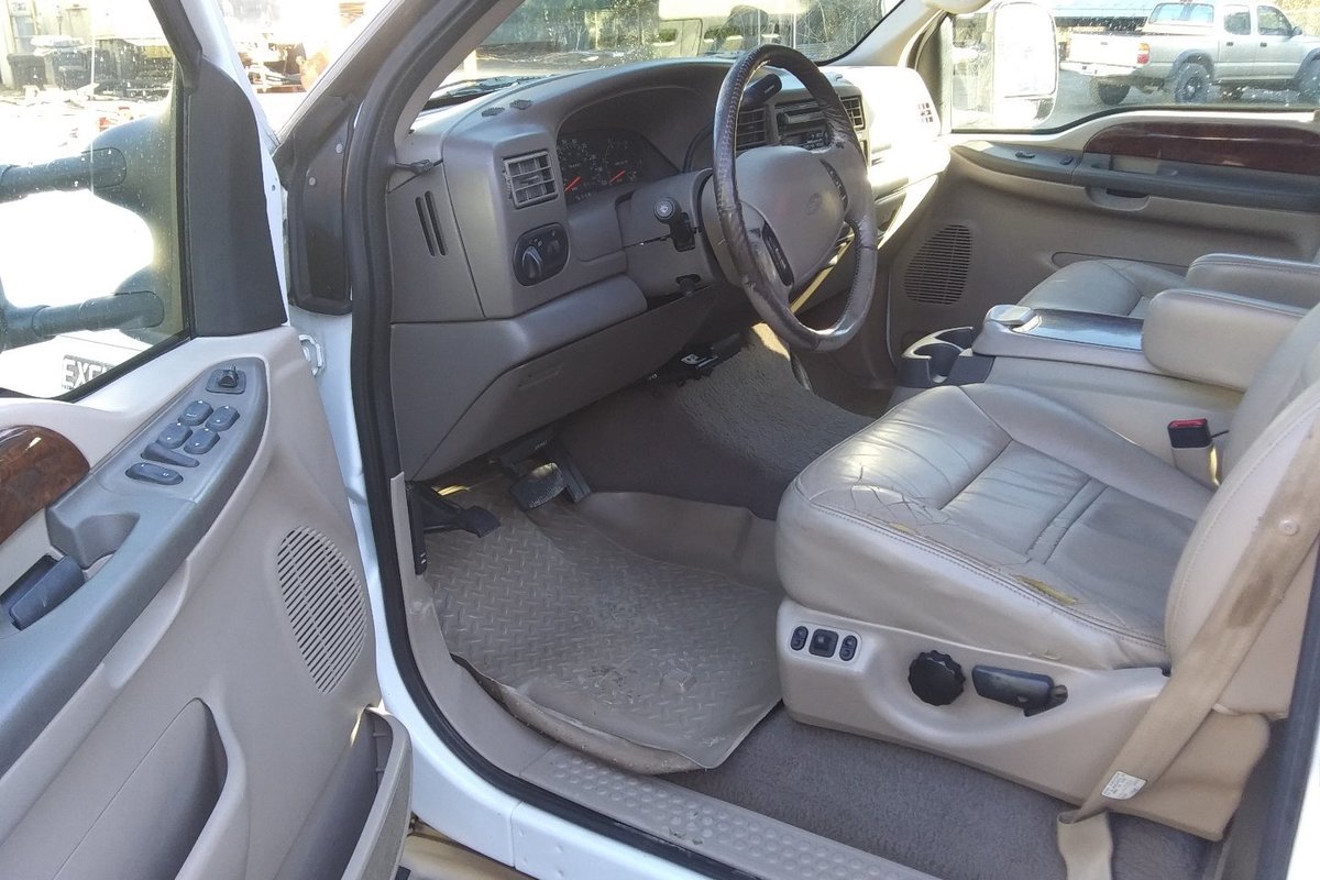 2000 Ford Excursion, 2