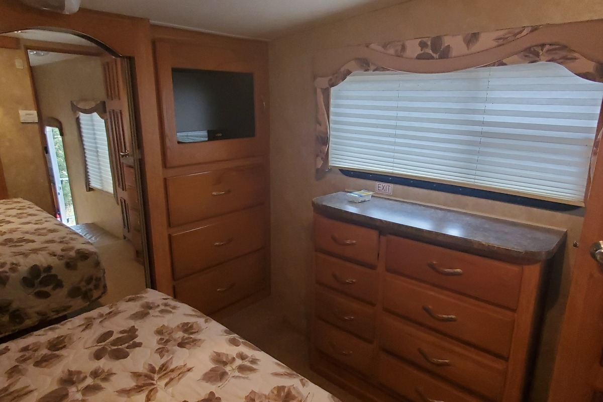 2010 Jayco Eagle Superlite 31.5 RLDS, 6