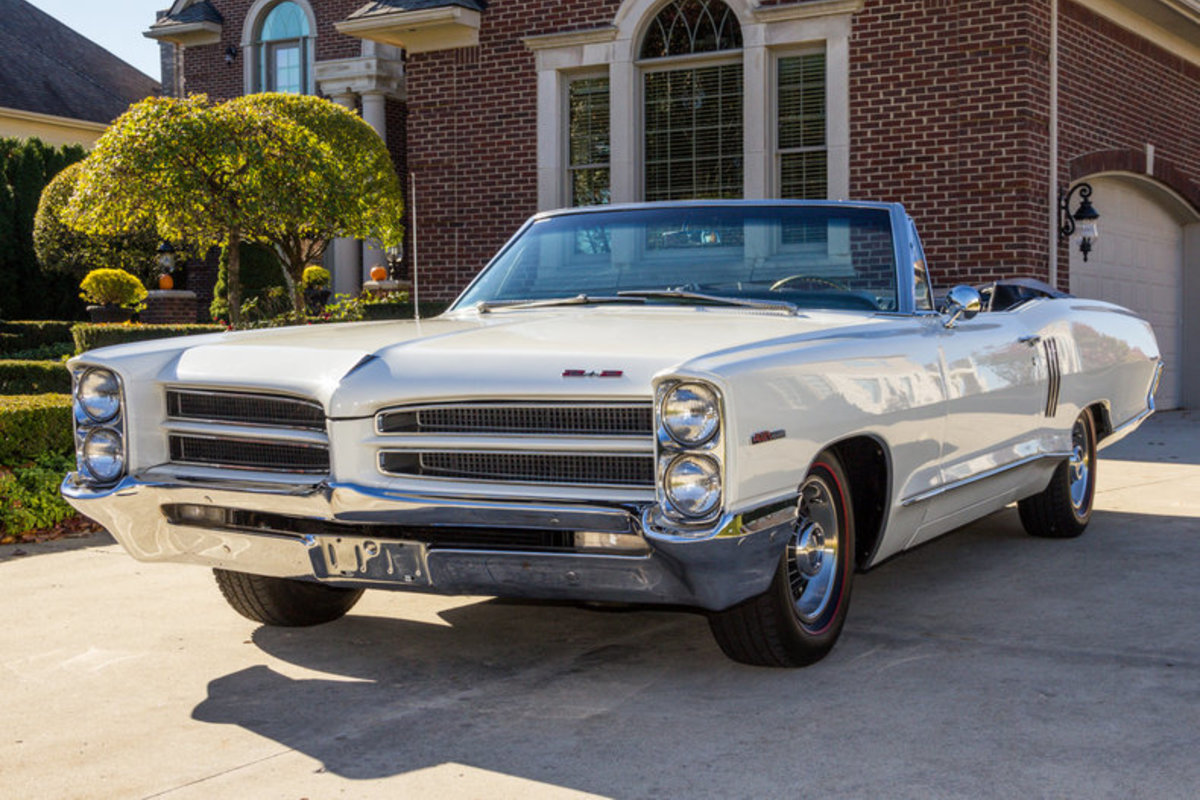 1966 Pontiac 2+2, 14