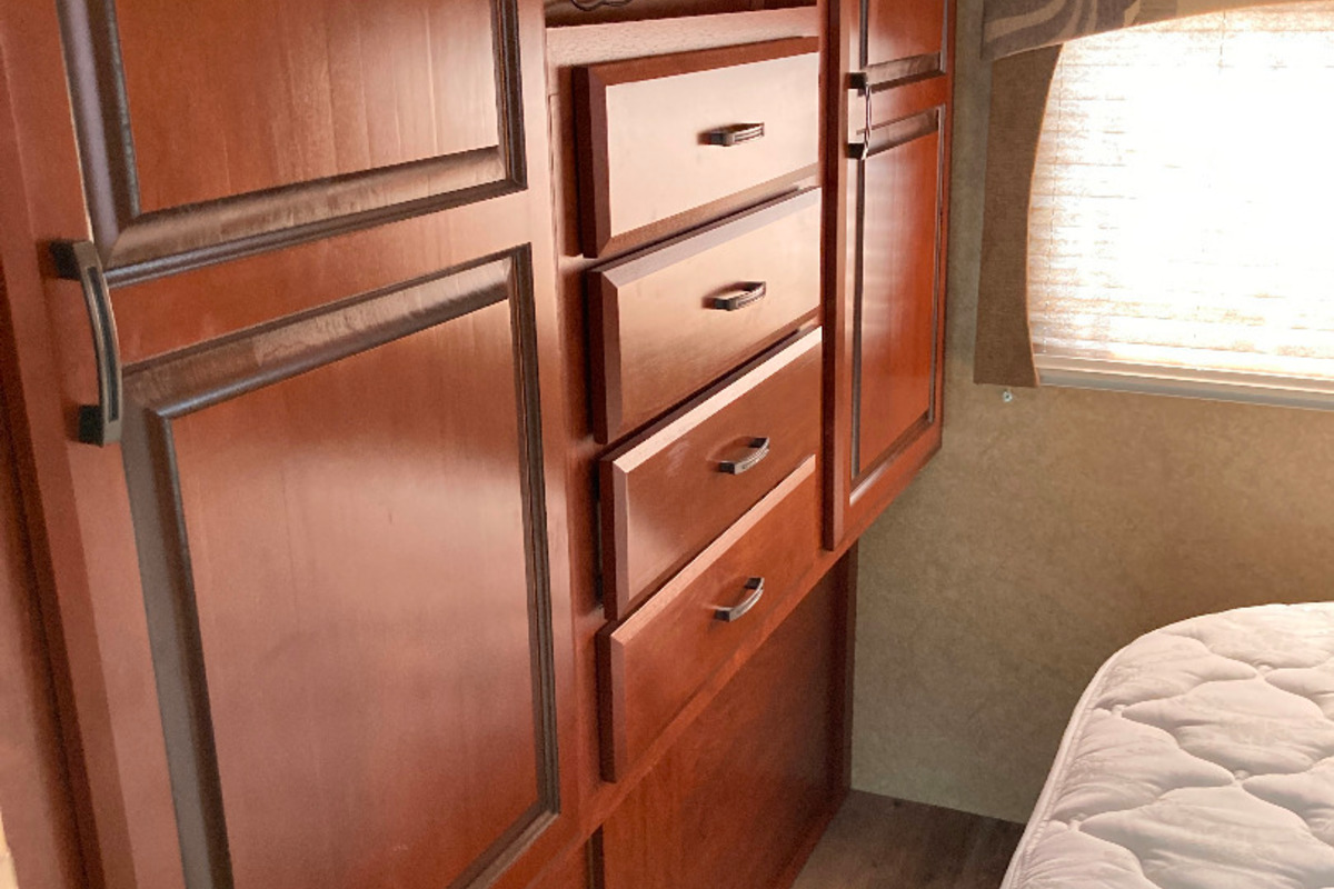 2013 Forest River Lexington 283 GTS, 18