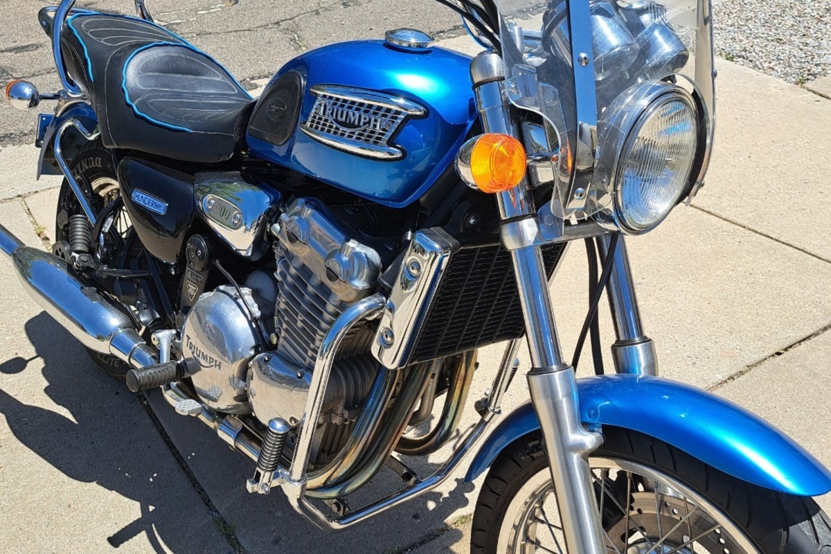 1995 Triumph Thunderbird, 0