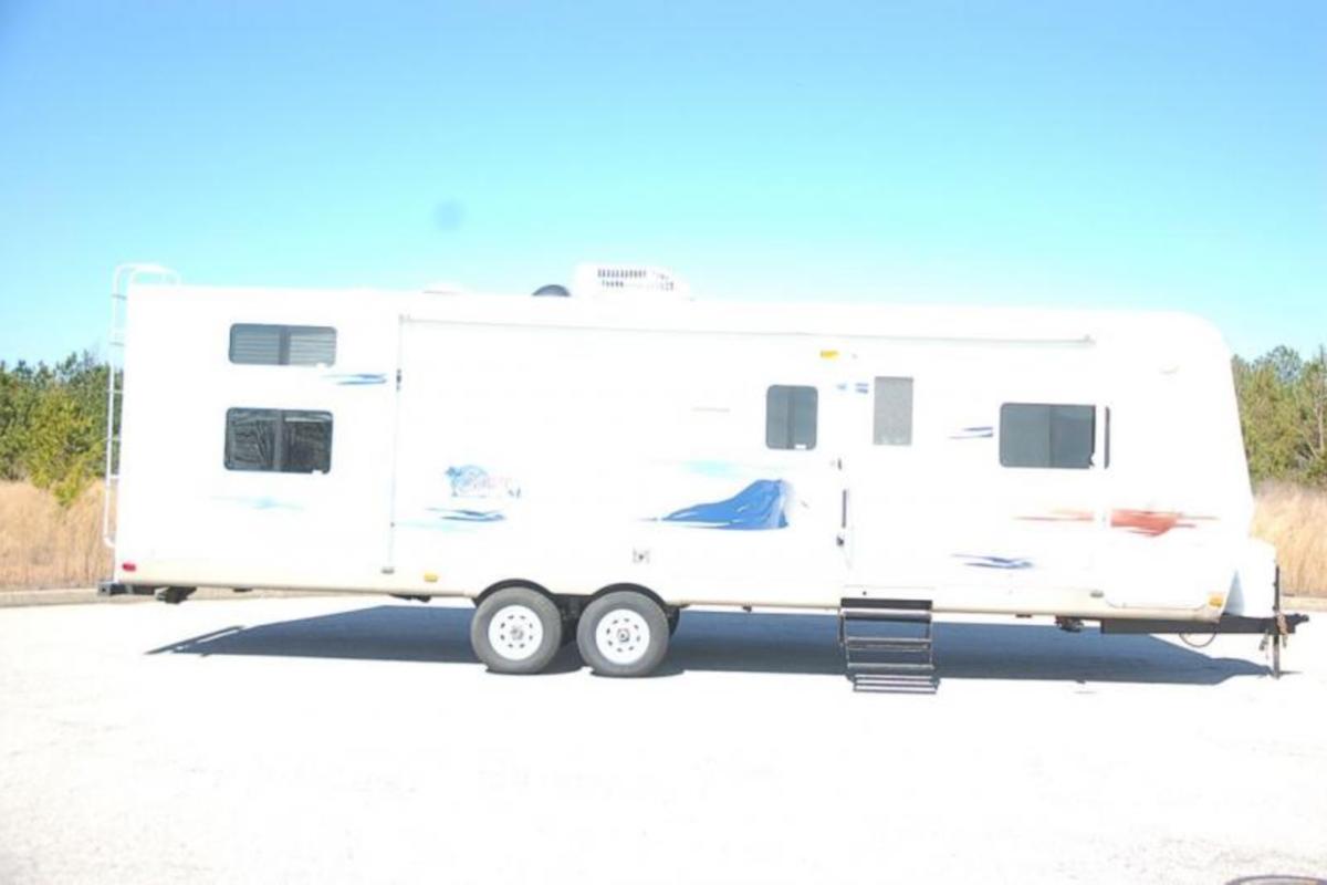 2004 Holiday Rambler Savoy 31' QUAD BUNKHOUSE, 3