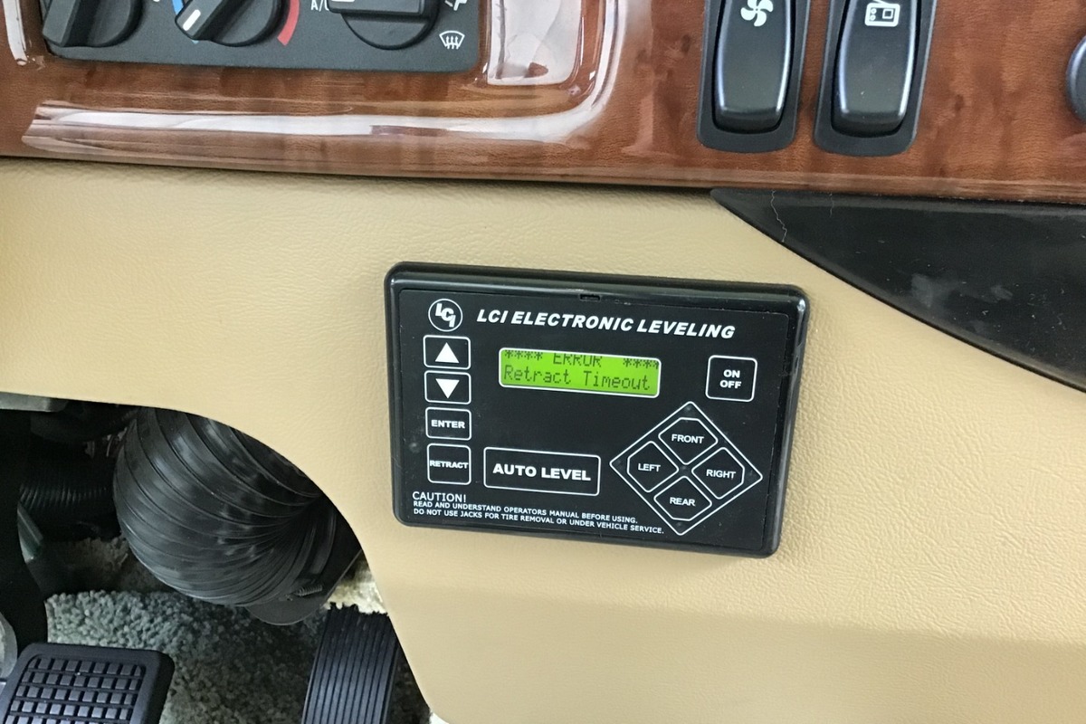 2014 WINNEBAGO ITASCA SUNSTAR 30T, 14