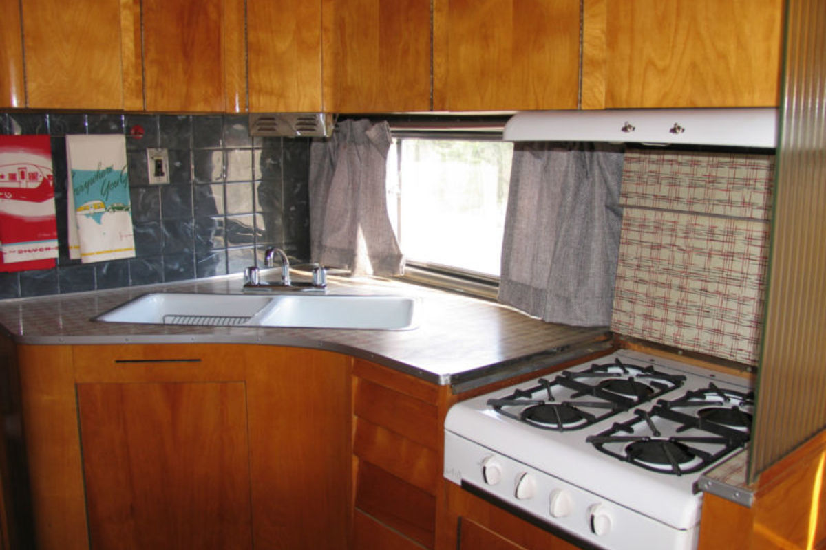 1954 Anderson Vintage, 4