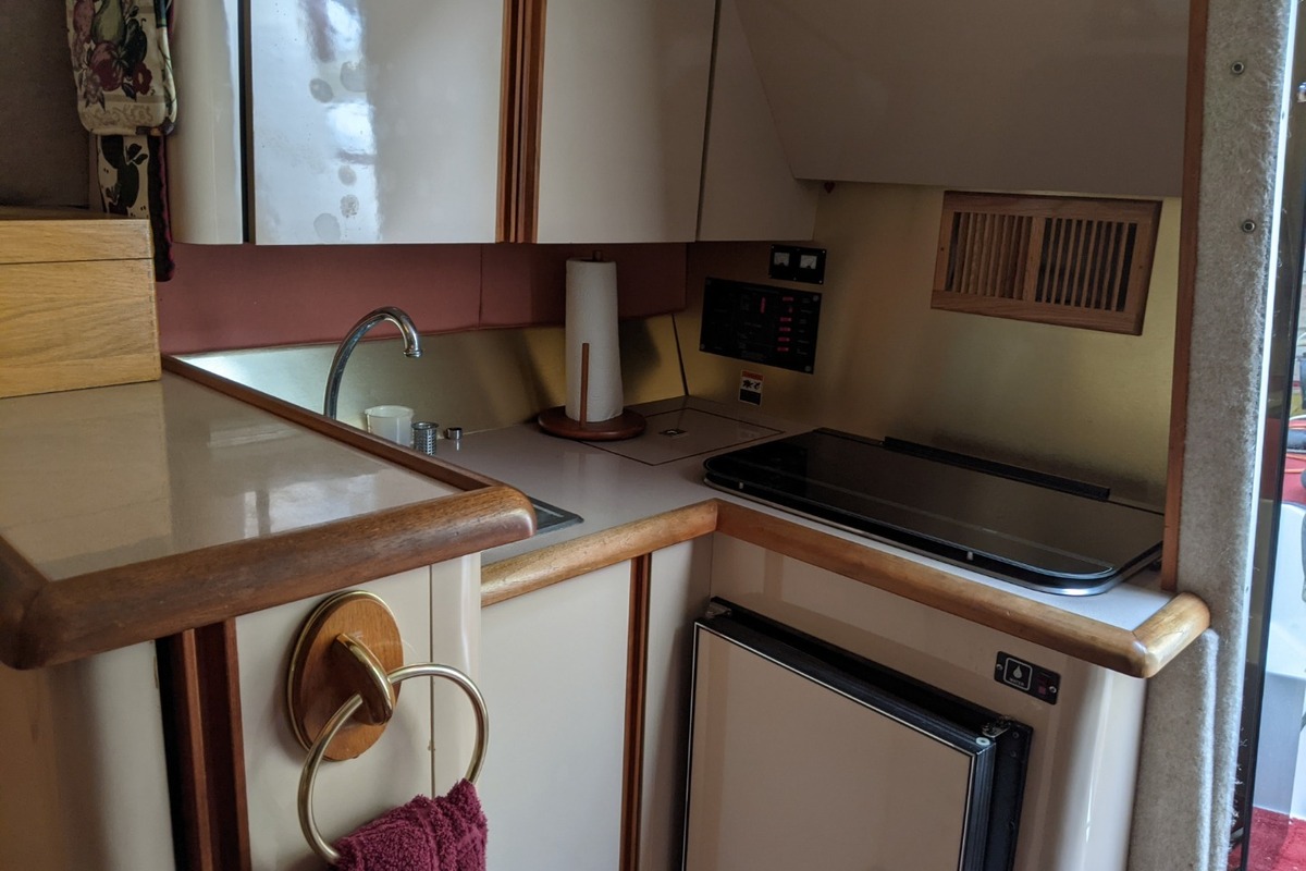 1990 Maxum 2700/SCR, 5